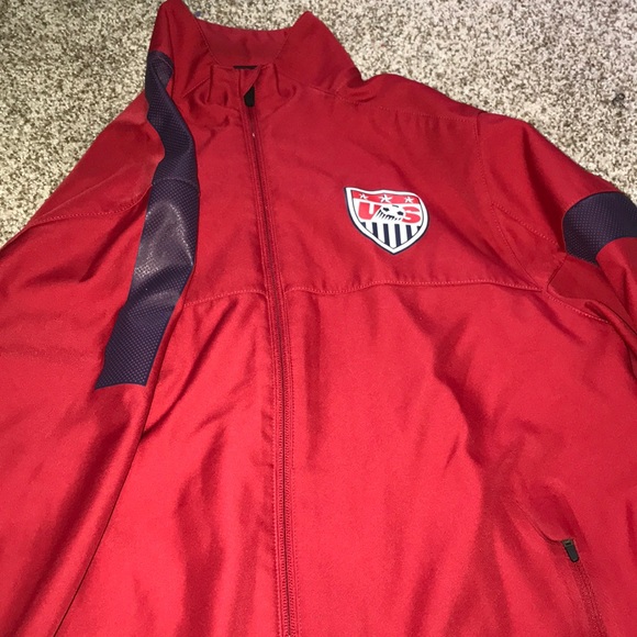 Nike jacket - Picture 3 of 7